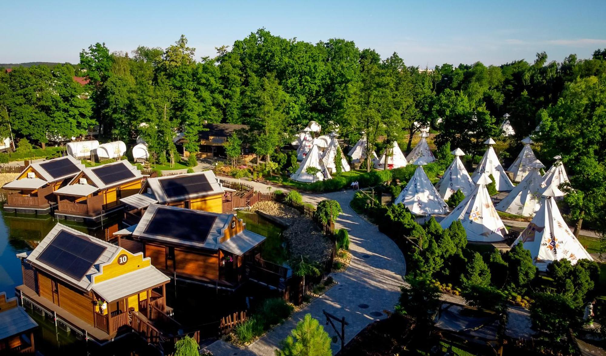 Western Camp Resort زاتور المظهر الخارجي الصورة