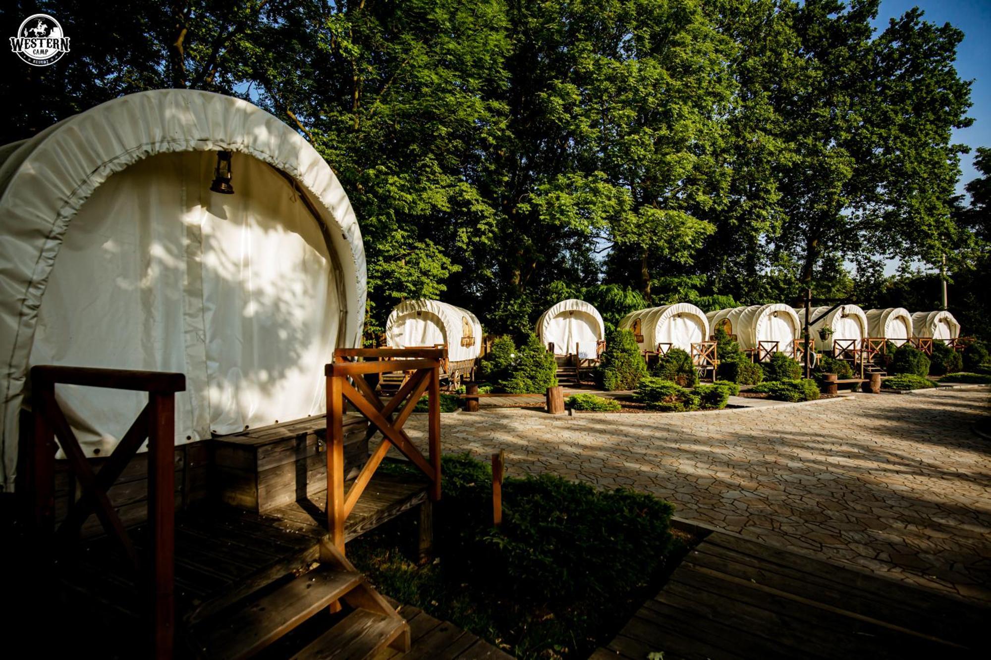 Western Camp Resort زاتور المظهر الخارجي الصورة